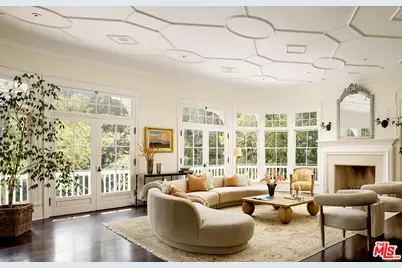 13127 Boca De Canon Ln, Los Angeles, CA 90049 - Photo 2