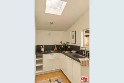 585 Mountain View St, Altadena, CA 91001 - Photo 26