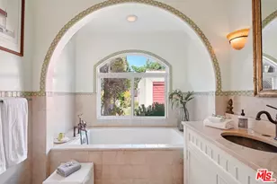 3239 Hollydale Dr, Los Angeles, CA 90039 - Photo 28