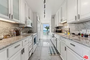 201 Ocean Ave, Santa Monica, CA 90402 - Photo 10