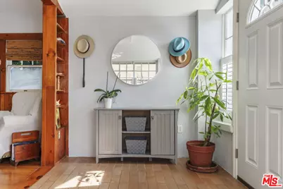 41 Vicente Ter, Santa Monica, CA 90401 - Photo 10