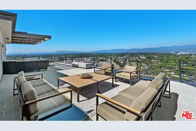 11725 Laurelwood Dr, Studio City, CA 91604 - Photo 10