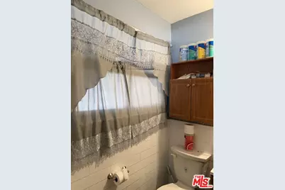 6250 Halbrent Ave, Van Nuys, CA 91411 - Photo 22