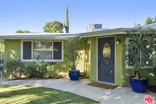 20307 Mobile St, Winnetka, CA 91306 - Photo 2