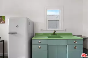 4015 Shelburn Ct, Los Angeles, CA 90065 - Photo 10