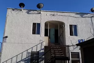 673 E 50th St, Los Angeles, CA 90011 - Photo 4