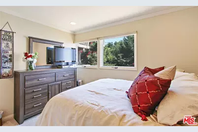 2965 Seabreeze Dr, Malibu, CA 90265 - Photo 16