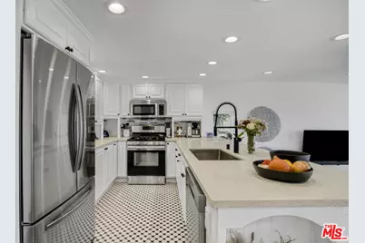 4112 Vanetta Place Pl, Studio City, CA 91604 - Photo 12
