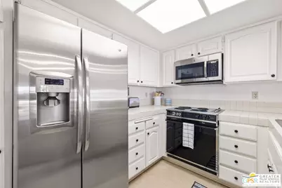 500 E Amado Rd #121, Palm Springs, CA 92262 - Photo 12