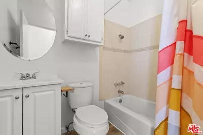 1174 S Highland Ave, Los Angeles, CA 90019 - Photo 16