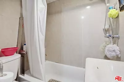 214 N Alma Ave, Los Angeles, CA 90063 - Photo 28