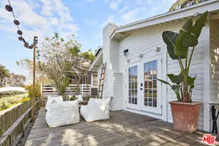 230 Sherman Canal, Venice, CA 90291 - Photo 20