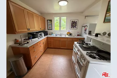 439 Mesa Rd, Santa Monica, CA 90402 - Photo 4