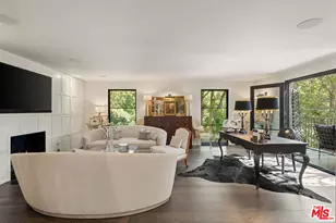 943 Moraga Dr, Los Angeles, CA 90049 - Photo 12