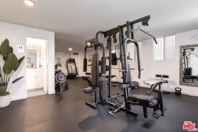 964 Hancock Ave #302, West Hollywood, CA 90069 - Photo 28