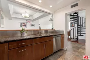 964 Hancock Ave, West Hollywood, CA 90069 - Photo 12