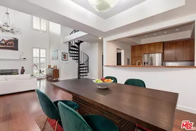 964 Hancock Ave #302, West Hollywood, CA 90069 - Photo 6