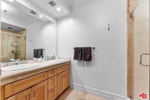 850 N Croft Ave, Los Angeles, CA 90069 - Photo 22