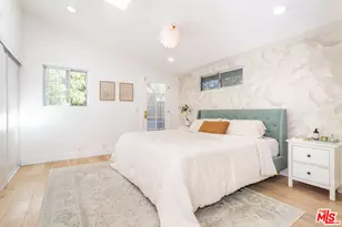 19837 Gilmore St, Woodland Hills, CA 91367 - Photo 32