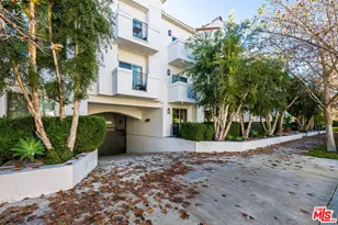 10648 Woodbridge St, Toluca Lake, CA 91602 - Photo 18