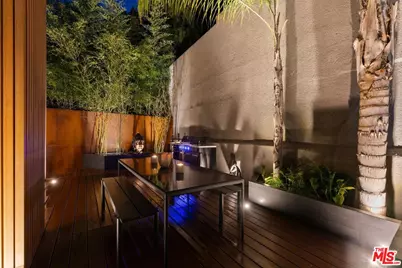 3601 Dixie Canyon Pl, Sherman Oaks, CA 91423 - Photo 26