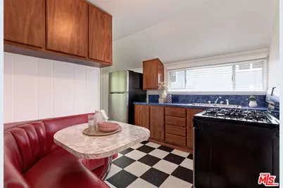 1921 6th St, Santa Monica, CA 90405 - Photo 14