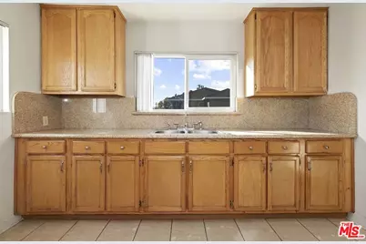 966 N Serrano Ave, Los Angeles, CA 90029 - Photo 16