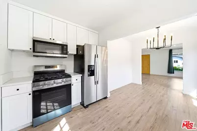 838 E 90th St, Los Angeles, CA 90002 - Photo 18
