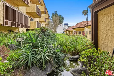 5950 Buckingham Pkwy #305, Culver City, CA 90230 - Photo 26