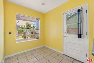 9313 Hayvenhurst Ave, North Hills, CA 91343 - Photo 22