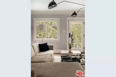7030 De Longpre Ave, Los Angeles, CA 90028 - Photo 8