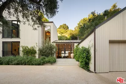 3640 Mandeville Canyon Rd, Los Angeles, CA 90049 - Photo 1