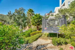 2915 Valmere Dr, Malibu, CA 90265 - Photo 58