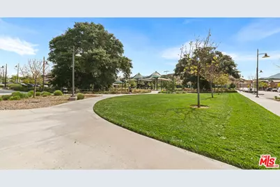 17105 Zion Dr, Canyon Country, CA 91387 - Photo 34