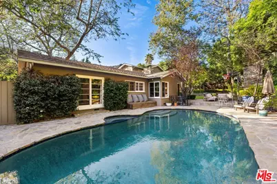3354 Mandeville Canyon Rd, Los Angeles, CA 90049 - Photo 20
