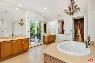 4030 Prado De La Mariposa, Calabasas, CA 91302 - Photo 16