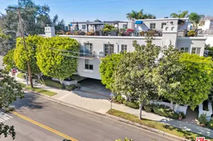 10437 Moorpark St, Toluca Lake, CA 91602 - Photo 2