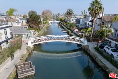 2300 Grand Canal, Venice, CA 90291 - Photo 28