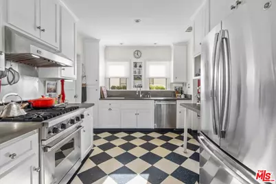 1118 Grant Ave, Venice, CA 90291 - Photo 14