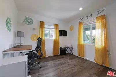 3447 9th Ave, Los Angeles, CA 90018 - Photo 6