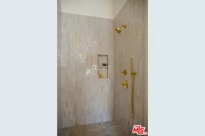 7841 Stewart Ave, Los Angeles, CA 90045 - Photo 24