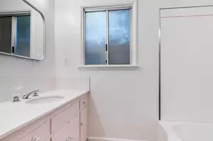 16851 Weddington St, Encino, CA 91436 - Photo 20