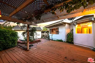 16851 Weddington St, Encino, CA 91436 - Photo 52