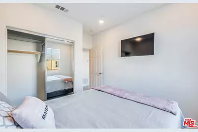 11227 Paseo Sonesta, Northridge, CA 91326 - Photo 18