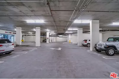 1100 S Hope St #914, Los Angeles, CA 90015 - Photo 28
