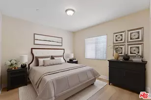 1147 S Kenmore Ave, Los Angeles, CA 90006 - Photo 8