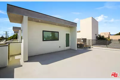 2496 S Centinela Ave #3, Los Angeles, CA 90064 - Photo 16