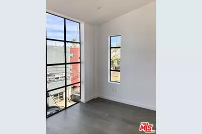 1317 Cabrillo Ave, Venice, CA 90291 - Photo 24