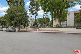 8601 International Ave, Canoga Park, CA 91304 - Photo 36