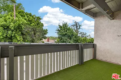8601 International Ave #122, Canoga Park, CA 91304 - Photo 16
